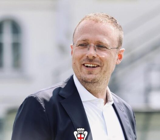 Pro Vercelli: risoluzione consensuale con mister Santoni