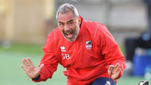 Reggina, sondaggio per la panchina: contatti con Toscano