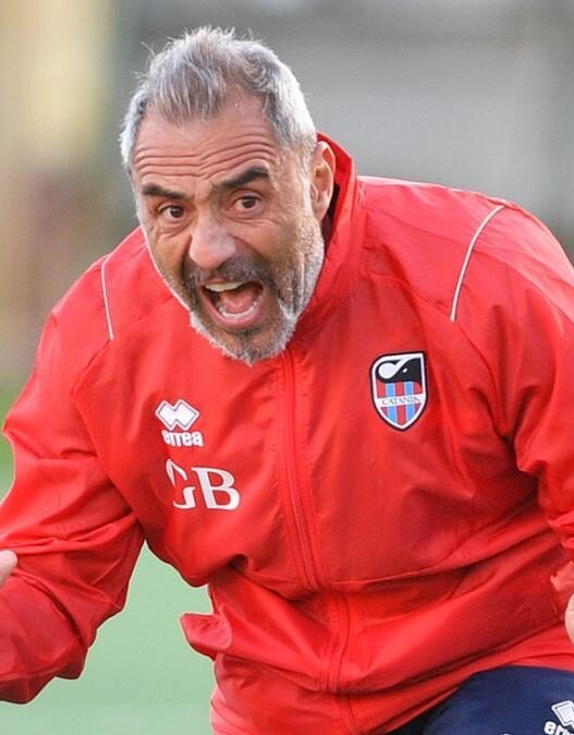 Reggina, sondaggio per la panchina: contatti con Toscano
