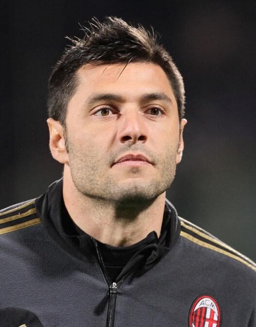 Marco Amelia omaggia Igor Protti: "Ci hai guidato a diventare uomini e calciatori"