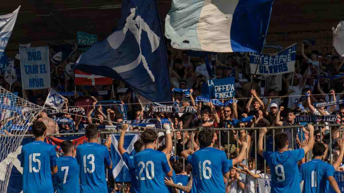 Ac Pavia promosso in Promozione: vittoria celebrata da 800 tifosi