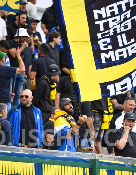 Ischia, nuovo comunicato sul "Mazzella": ringraziamento ai tifosi e richiesta di chiarezza
