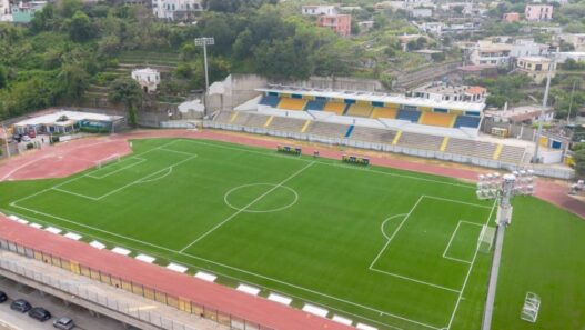 Ischia Calcio: chiarimenti sulla gestione dello stadio "Mazzella"