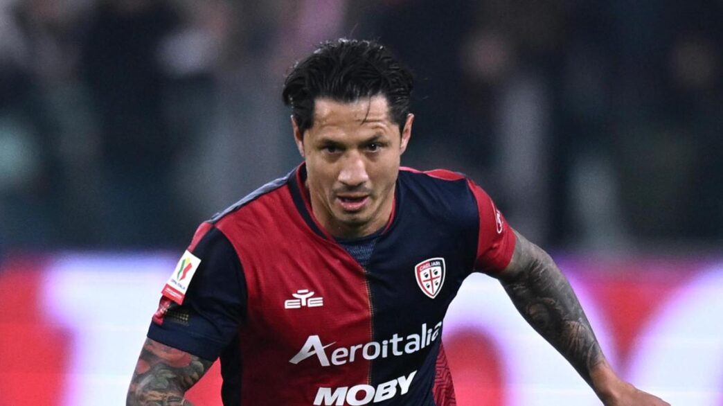 Lapadula si allena al "Vito Curlo" di Fasano