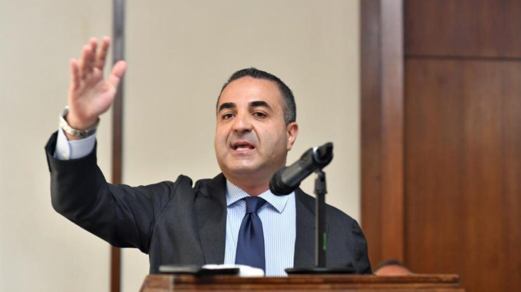 Reggina, Lotito-Cannizzaro: la trattativa per la cessione entra nel vivo