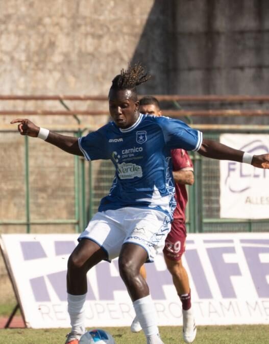 Emmanuel Odianose, attaccante classe '98 con oltre 40 gol, è sul mercato
