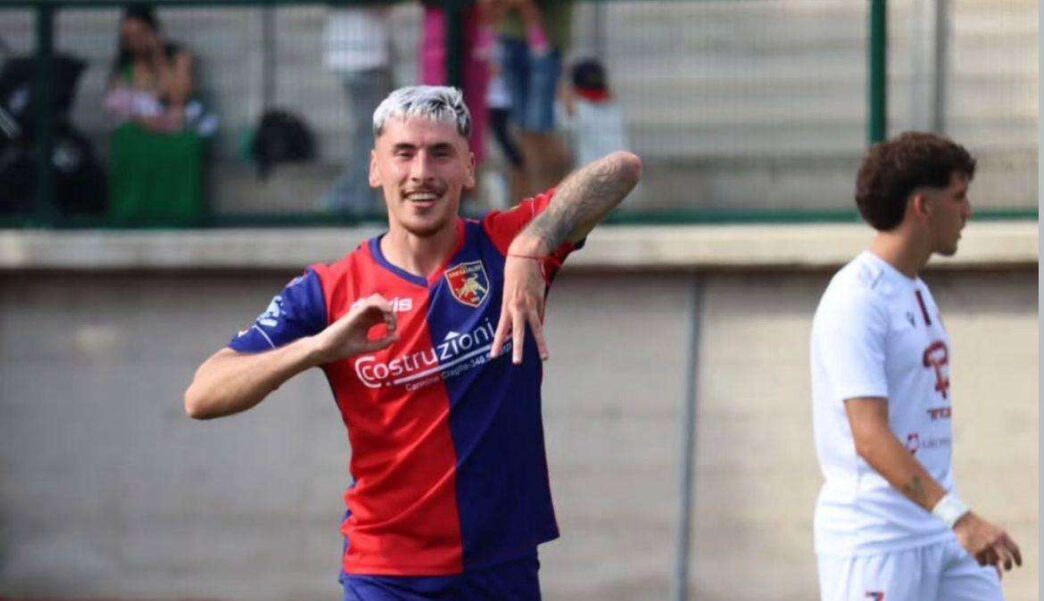Agustin Borda alla Rhodense: 40 gol in due anni per l'attacco