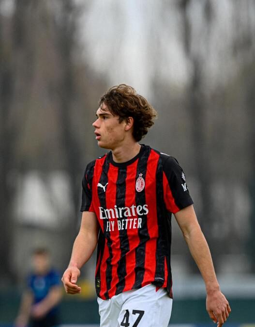 Milan Futuro, Valeri Vladimirov rinnova il contratto