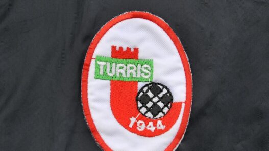La Turris rinasce: approvato il cambio di denominazione sociale