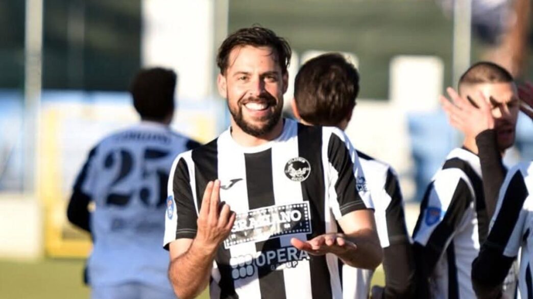Francesco Maio resta all'Atletico Ascoli per il terzo anno