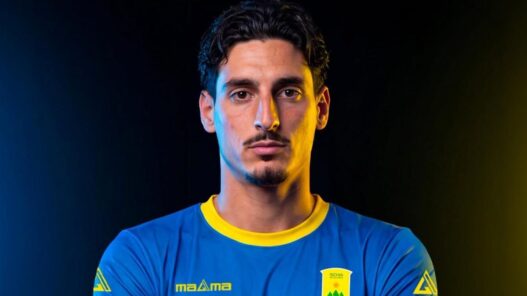 Ischia ingaggia il difensore Ruben Falla per rinforzare la retroguardia