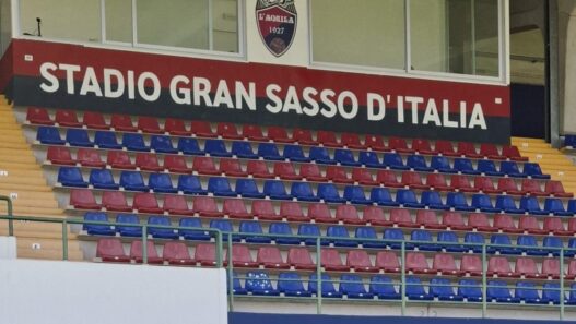 L'Aquila ufficializza l'ingaggio del centrocampista Vincenzo Lisi