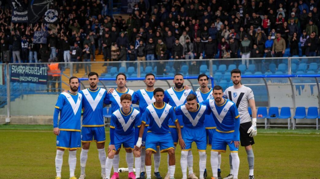 Brindisi, al via la campagna abbonamenti con l'influencer Mandrake