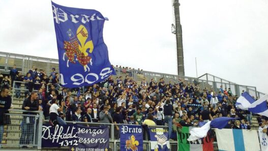 Prato, i tifosi protestano per lo stadio: obiettivo Serie C