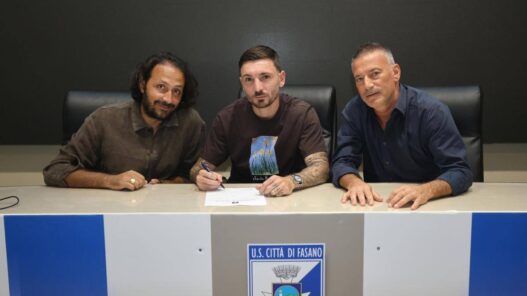 Fasano ingaggia l'attaccante Leonardo Taurino