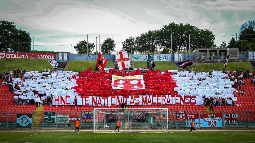 Maceratese, festa ai Pini: oltre mille tifosi per la presentazione della Serie D