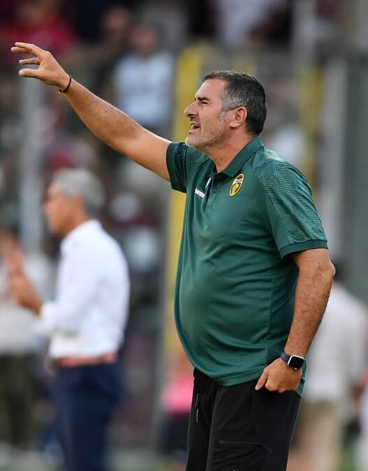Lucarelli vicino al ritorno sulla panchina del Livorno