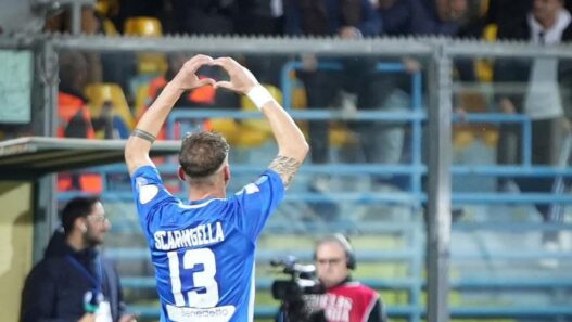 Gravina, rinnovo ufficiale per l'attaccante Michele Scaringella