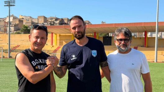 Vincenzo Camilleri torna a casa: firma con il Gela