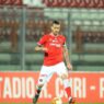 Difensore centrale esperto, quasi 400 presenze tra A, B e Championship, è svincolato