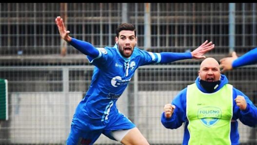 Attaccante classe 1999, ex Juve e Pescara, sul mercato