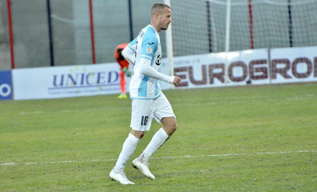 Alessandro Albertini, 32enne con oltre 250 presenze in C, è sul mercato