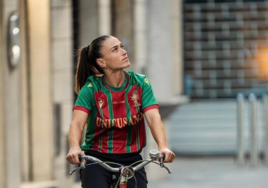 Ternana Women: le nuove maglie celebrano la storia operaia di Terni