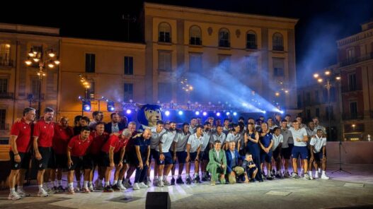 Pro Patria, presentazione in piazza: Zema e Maistrello i volti nuovi