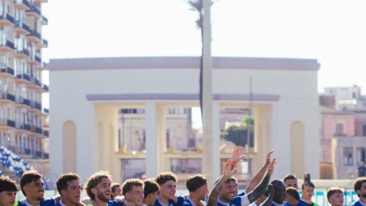Siracusa, rimonta e vittoria all'esordio contro l'Athletic Palermo