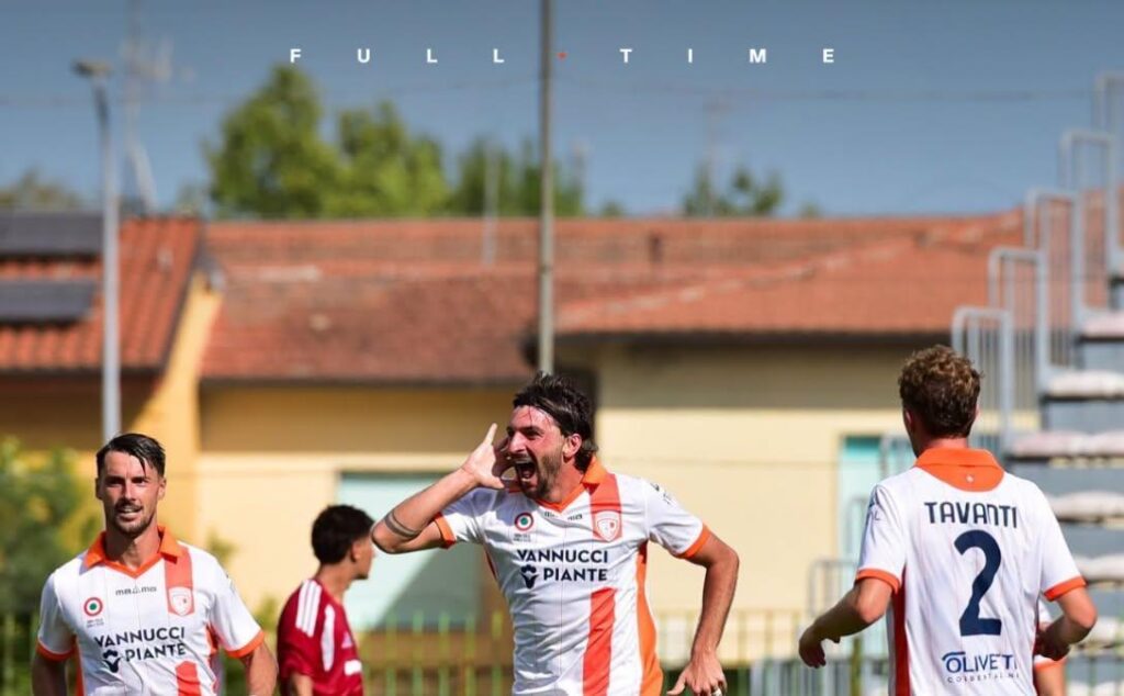 Pistoiese, esordio vincente in campionato: 2-0 alla Solbiatese con Biagi e Motti
