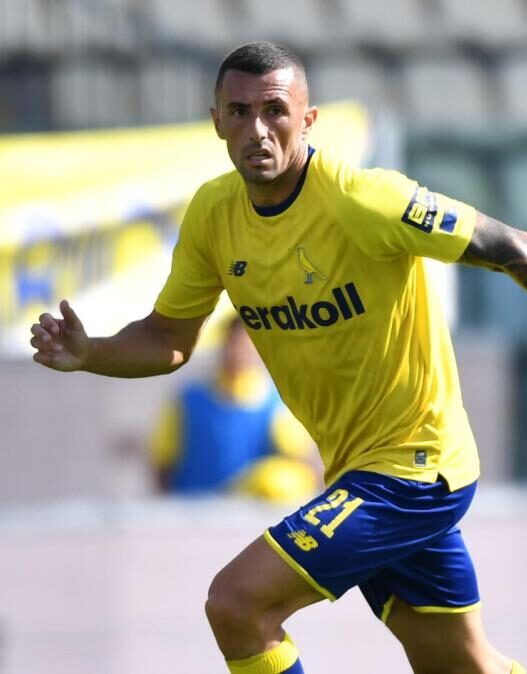 Marco Armellino, centrocampista esperto, è sul mercato