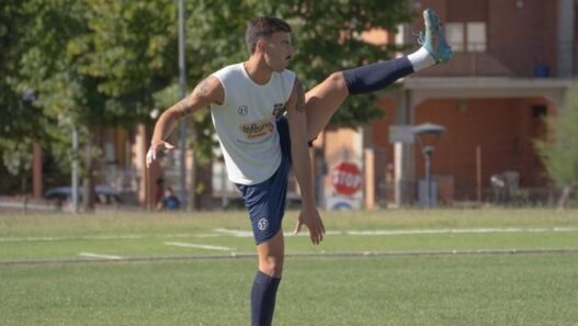 Stefano Chiariello: difensore centrale esperto per la Serie D