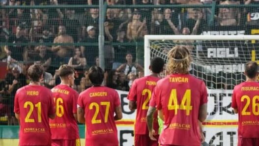 Santegidiese-Giulianova: proteste per il costo dei biglietti, vendita sospesa