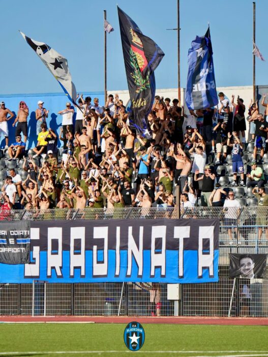 Bisceglie, Gradinata: "Contestazione, non insulti. Vogliamo risposte sullo stadio"