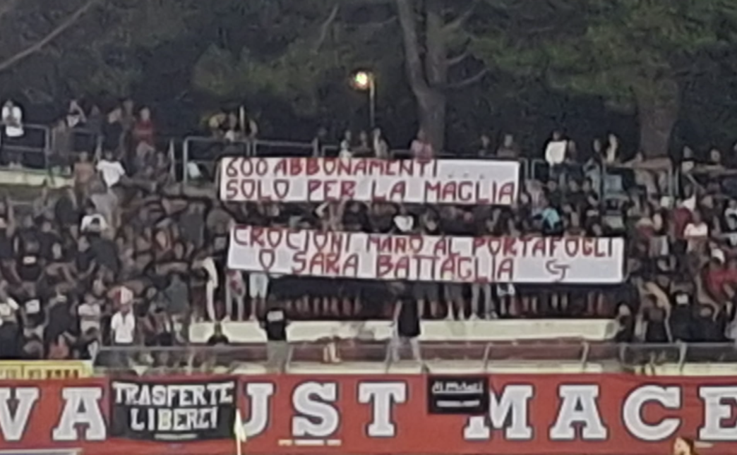 Maceratese, la Curva Just chiede investimenti al presidente Crocioni