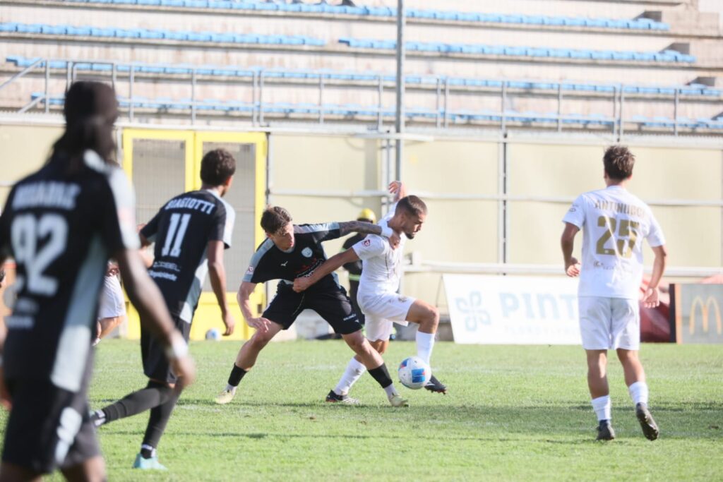 Virtus Francavilla, poker di vittorie: battuto il Martina 2-1