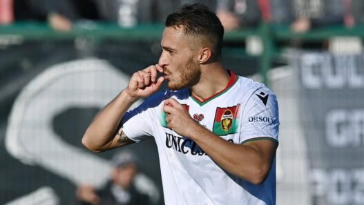 Alfredo Donnarumma, attaccante da 100 gol in Serie B, è svincolato
