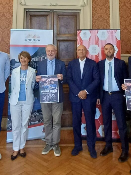 Ancona: campioni all'asta per il Salesi, maglie in beneficenza