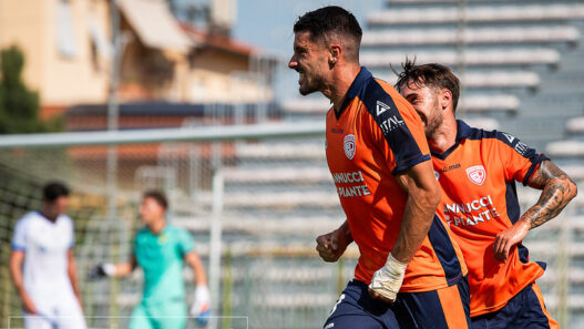 Pistoiese travolgente: 5-0 all'Arconatese, gioia per il rientro di Russo