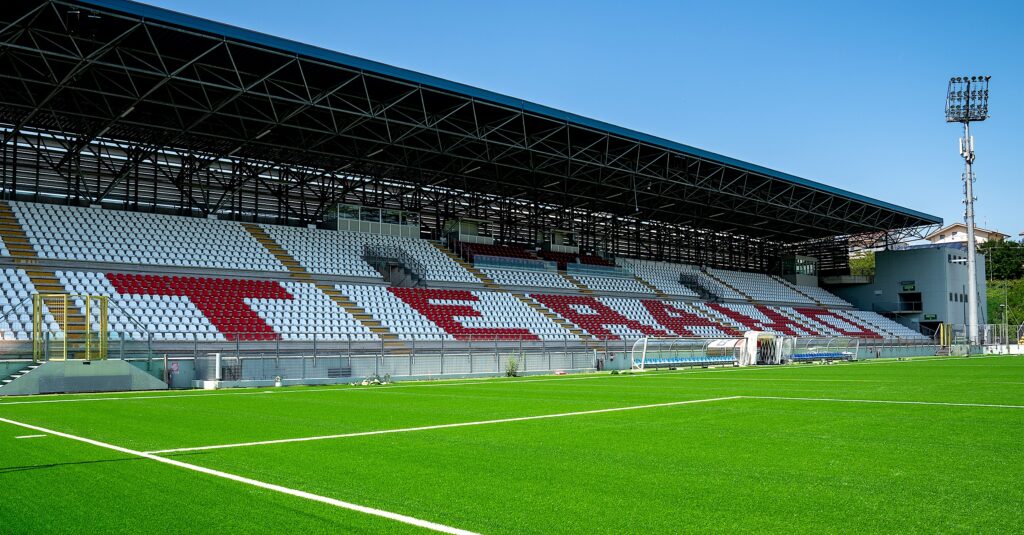 Derby d'Abruzzo: Teramo e Giulianova si preparano all'atteso scontro