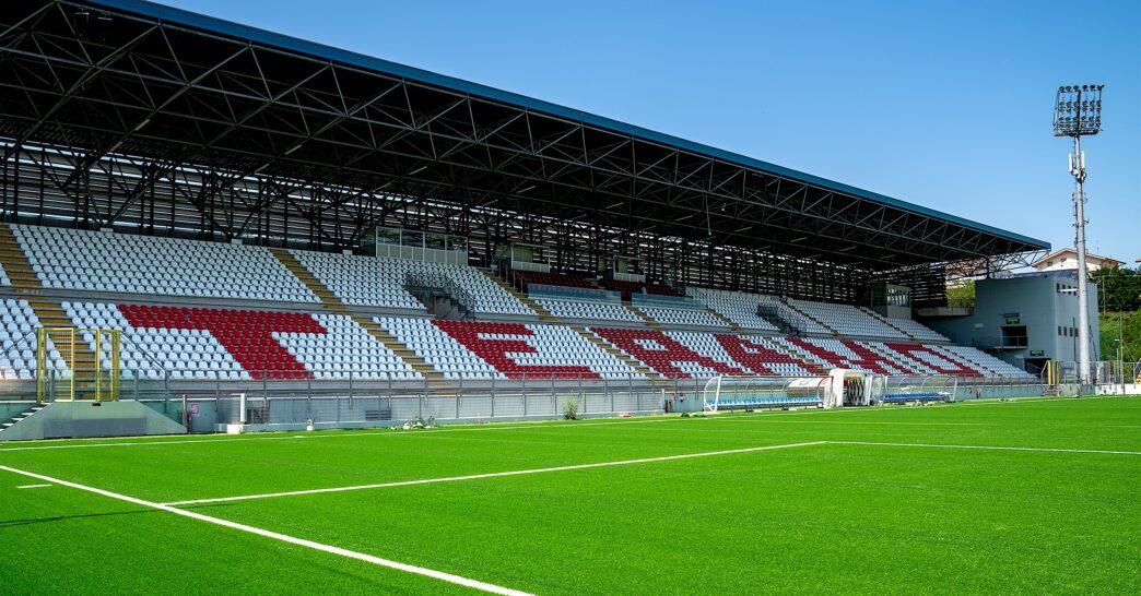 Derby d'Abruzzo: Teramo e Giulianova si preparano all'atteso scontro