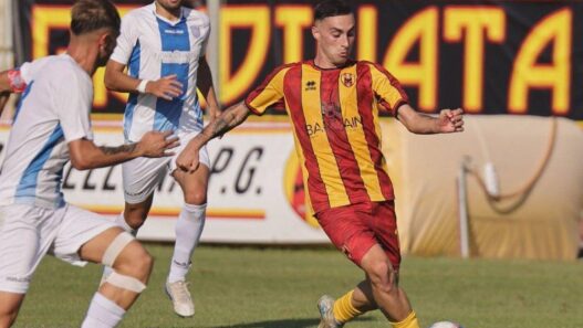 Serie D: Sambiase in testa alla classifica, Reggina e Vibonese all'inseguimento