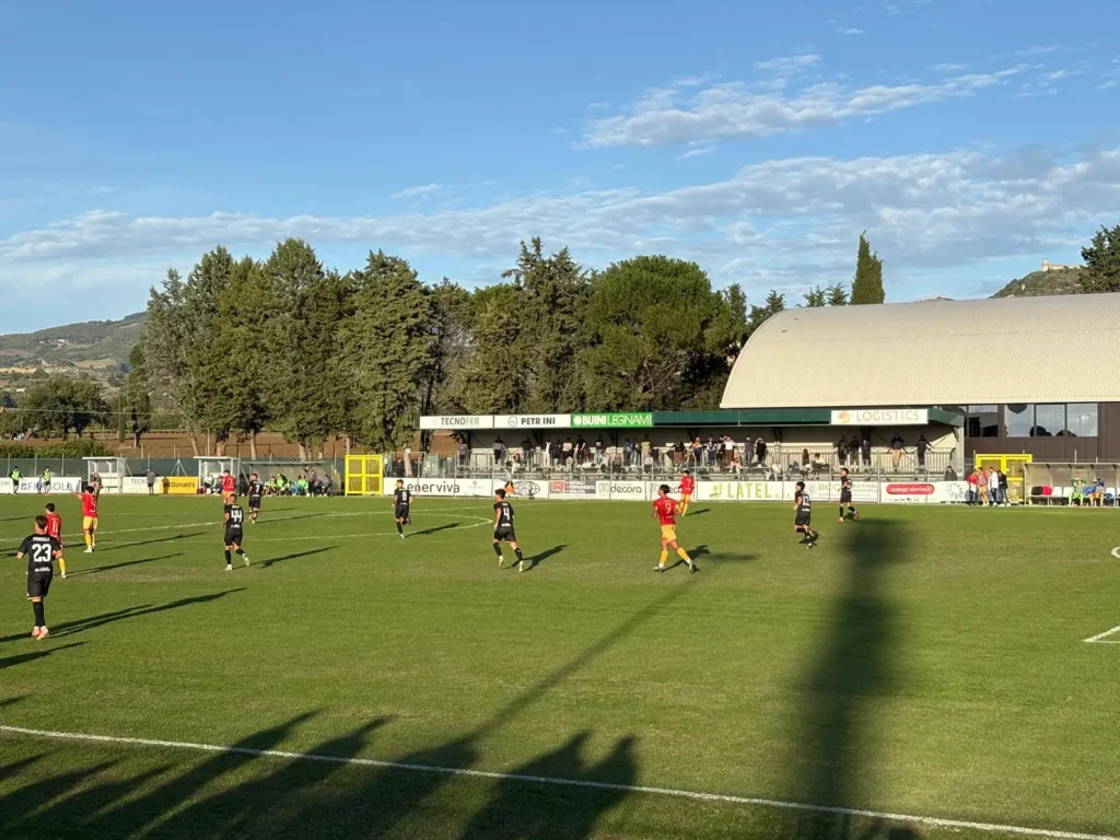 Casolla, un gol per la rinascita della Recanatese