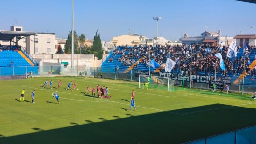 Serie D: il Brindisi travolge l'Aversa 3-0