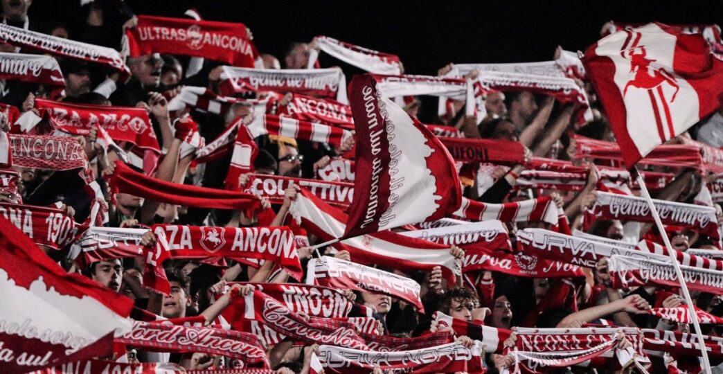 Ancona, superata quota 2000 abbonamenti: la società ringrazia i tifosi