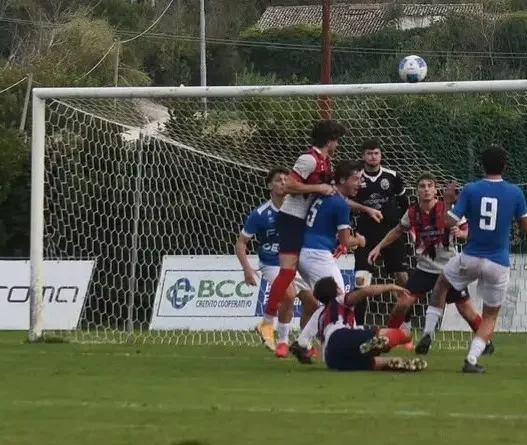 Promozione: Urbania secondo, Biagio Nazzaro esulta