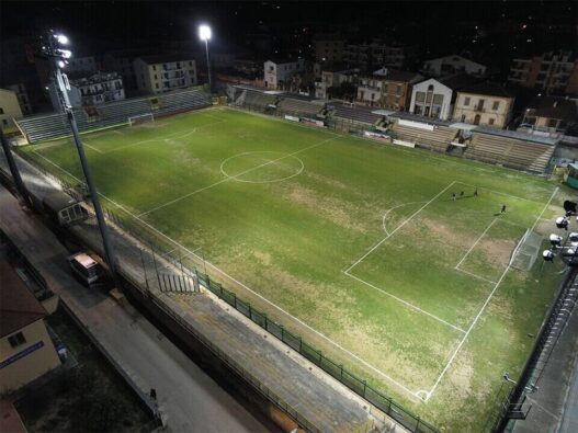 Giulianova multato per lancio di bottiglie contro la panchina dell'Ancona