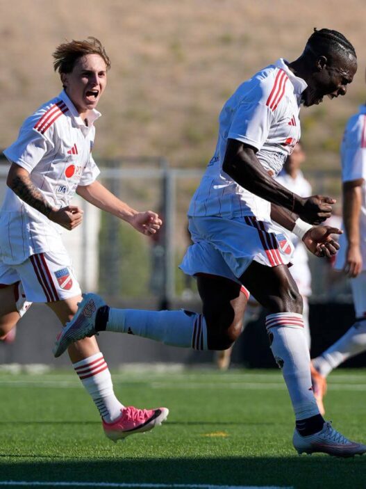 Teramo travolge la Vigor Senigallia in un pirotecnico 6-4