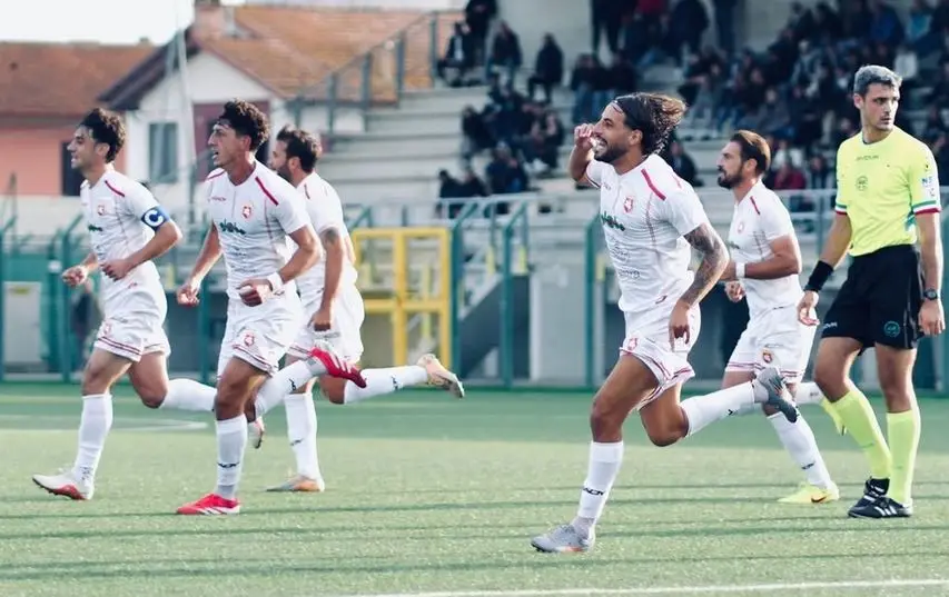 Serie D, la decima giornata del Girone F: derby e sfide decisive