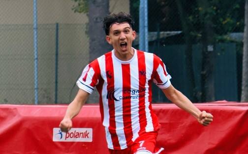 Tomassini, il giovane centrocampista che guida il Camerino verso il centenario